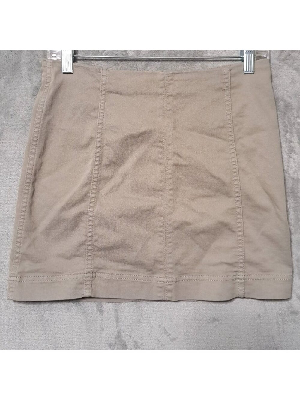 Jolt Size 7 Mini Skirt Beige Exposed Seam Panel Back Zip Casual
